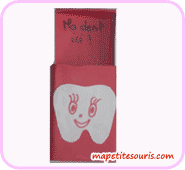 boite à dent avec une boite d'allumettes